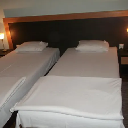 Welcome To Silia 2*